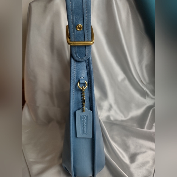 Coach Ergo 58 Azure Handbag - Picture 6 of 6